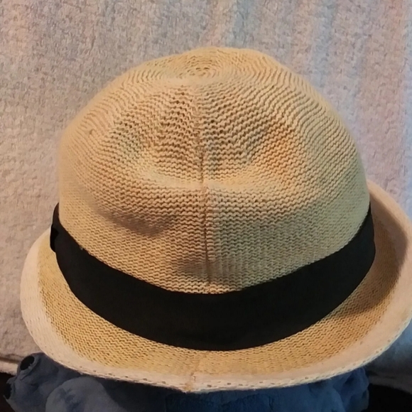 Forever 21 UNISEX Woven Bucket Fedora Natural w/ Black Band. - Picture 2 of 5